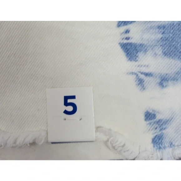 Arizona Jean Shorts Womens Jrs 5 High-Rise White Bleach Tie-Dye Indie Boho New - Picture 3 of 12
